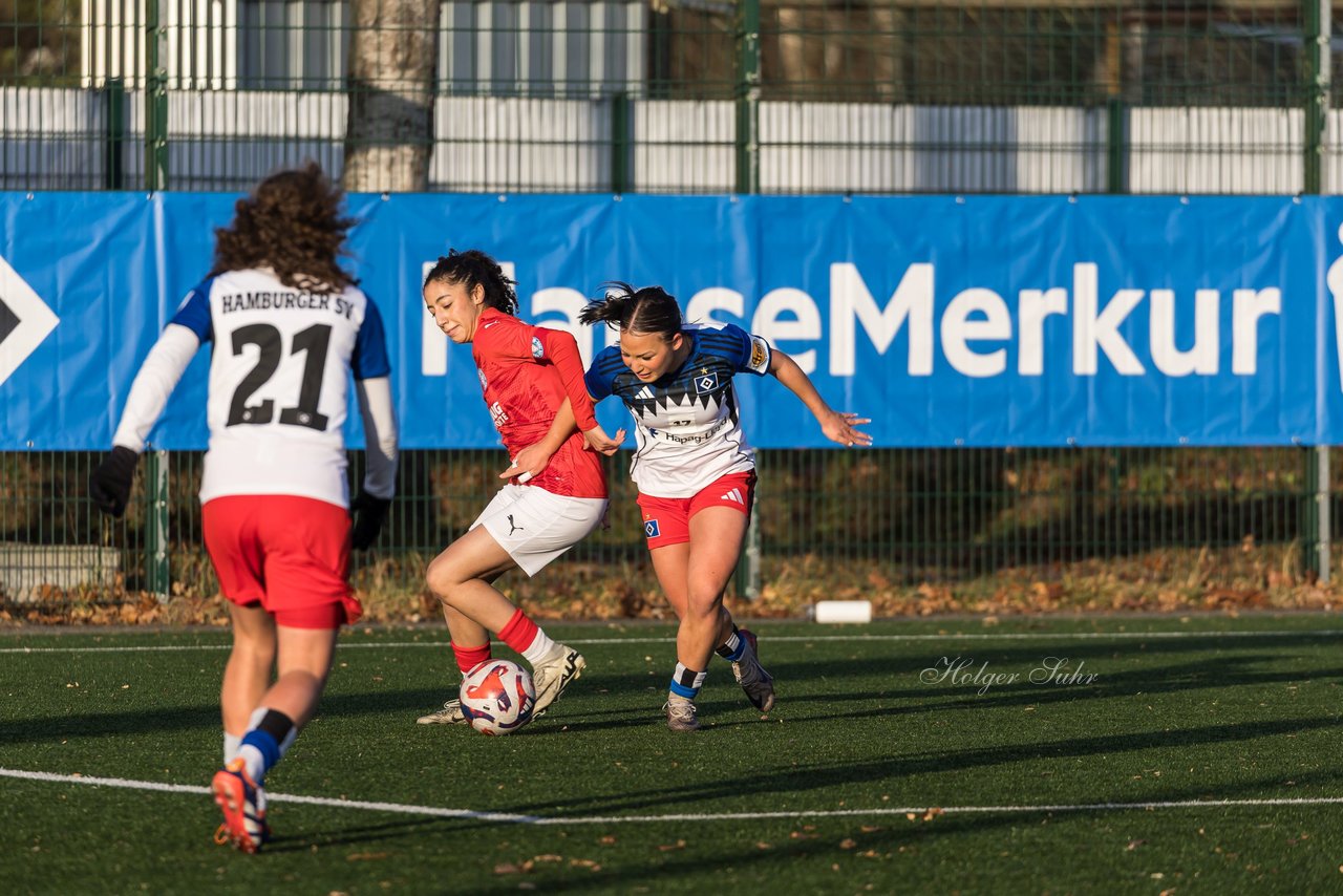 Bild 103 - wBJ Hamburger SV - Holstein Kiel : Ergebnis: 8:0